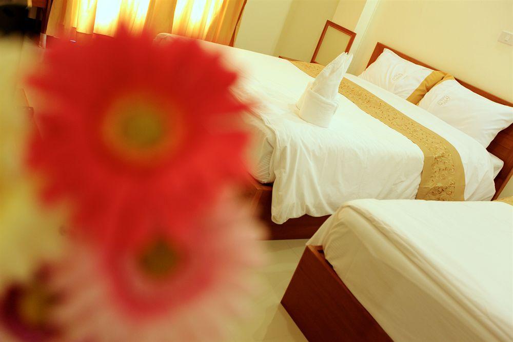 Rafael Hotel And Mansion Bangkok - Sha Extra Plus Certified מראה חיצוני תמונה