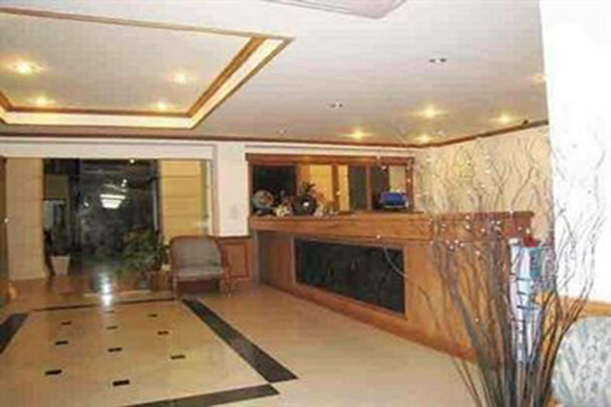 Rafael Hotel And Mansion Bangkok - Sha Extra Plus Certified מראה חיצוני תמונה